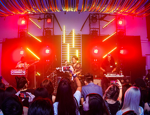 DJ-Shelhiel-performing-at-Tiger-UncageMusic-Block-Party-1_RESIZED_01