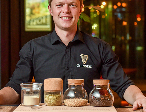 news_banner_square_template_resized01