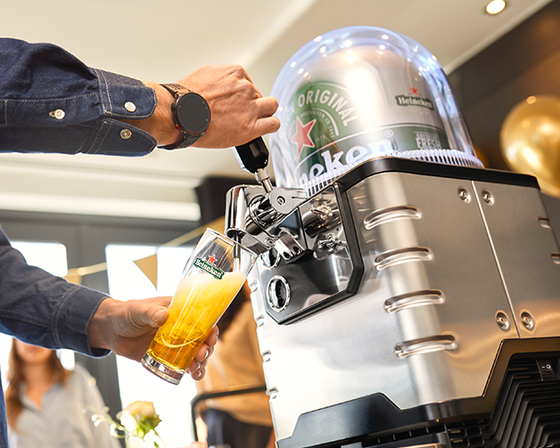 Have Your Own Heineken® Bar at Home with BLADE-tb